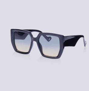 Milli-On-Aire Black Sunglasses